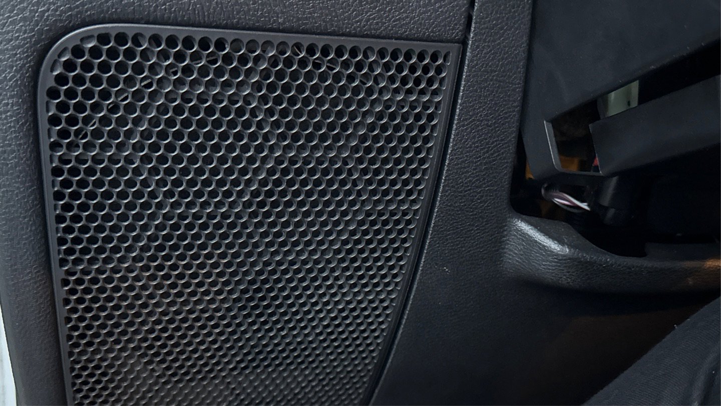 Used 2013 Jeep Wrangler Unlimited Sahara w/ Connectivity Group image 23