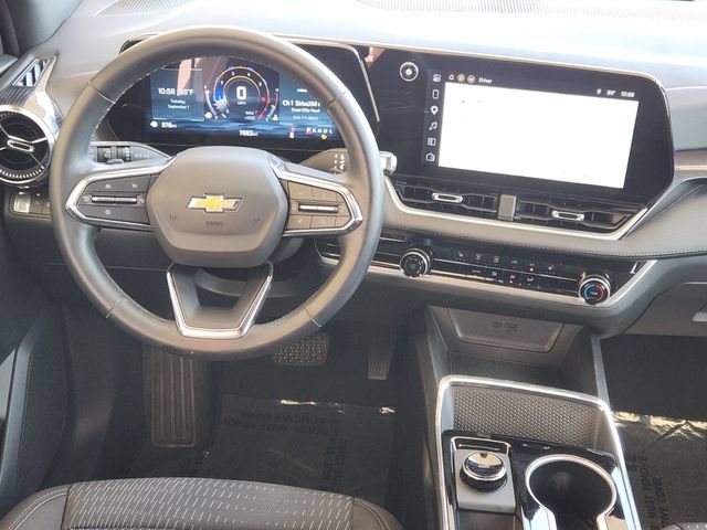 Used 2026 Chevrolet Equinox LT FWD image 27