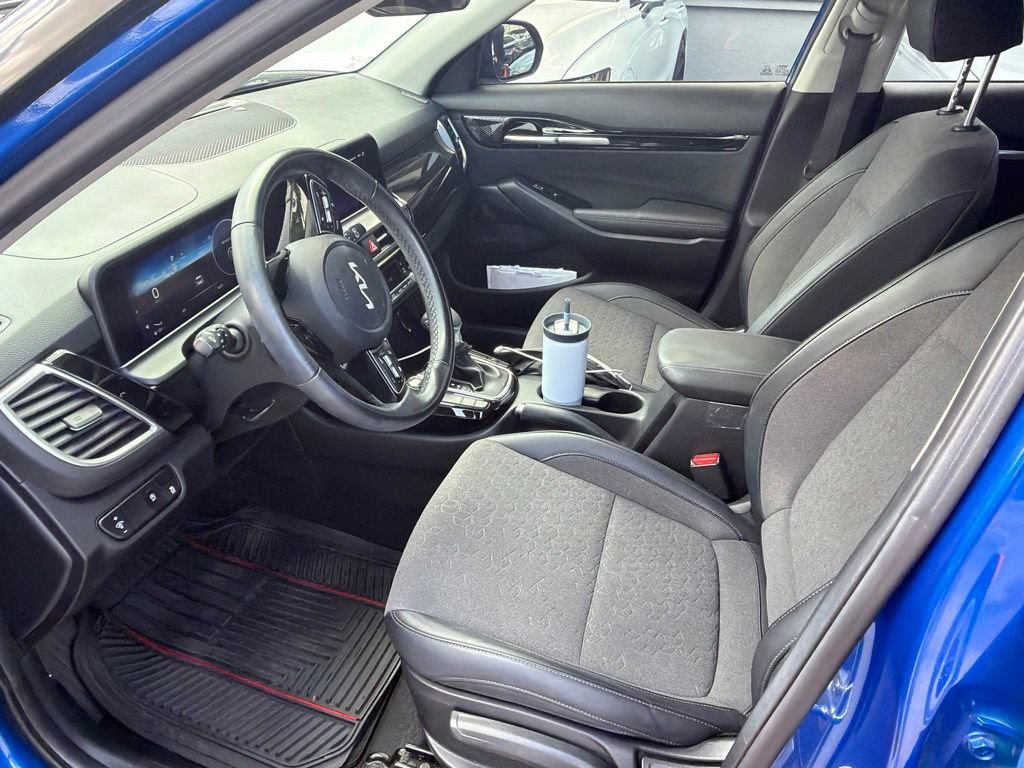 Used 2024 Kia Seltos S FWD image 7