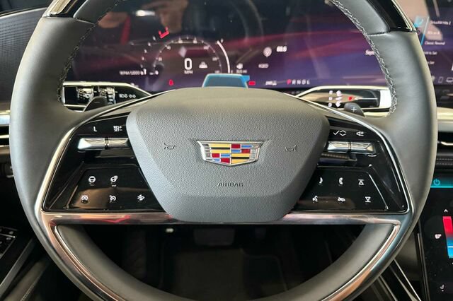 New 2026 Cadillac Escalade Sport w/ LPO, ONYX Package AWD/4WD image 26