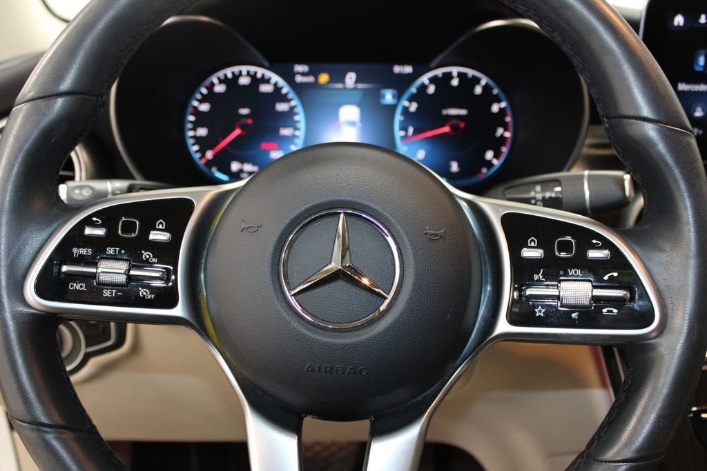 Used 2022 Mercedes-Benz GLC 300 4MATIC image 27