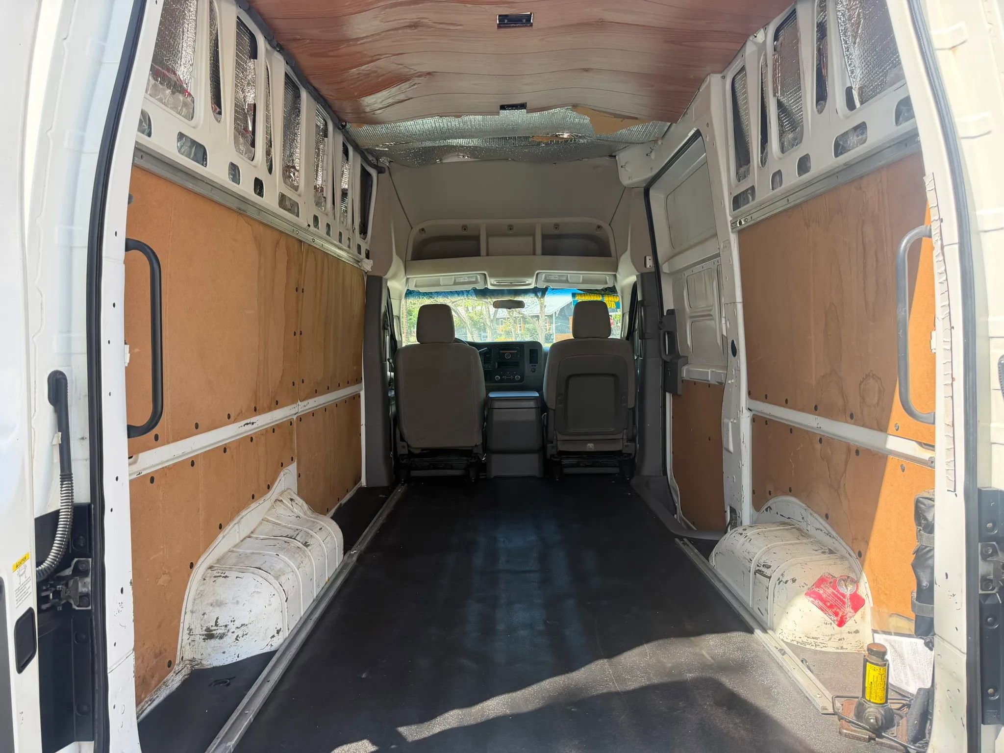 Used 2012 Nissan NV 3500 SV w/ Side Curtain Airbag Pkg image 10