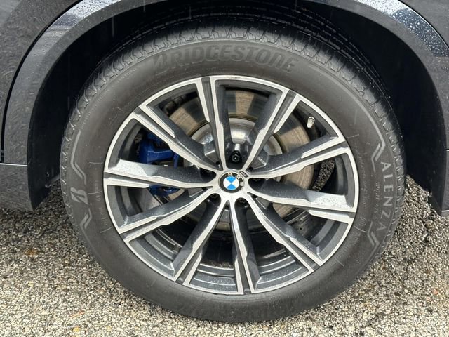 Used 2019 BMW X5 xDrive50i w/ M Sport Package image 12