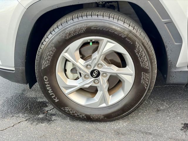 Used 2024 Hyundai Tucson SE image 29