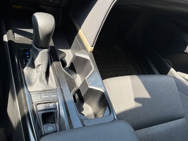 Used 2025 Toyota Camry LE FWD image 21