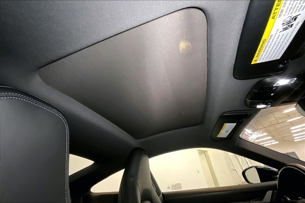 Used 2024 Porsche 911 Carrera 4S w/ Premium Package image 20