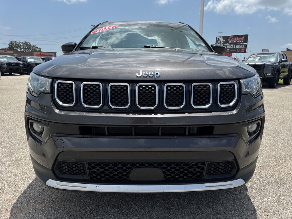 Used 2024 Jeep Compass Limited AWD/4WD image 10