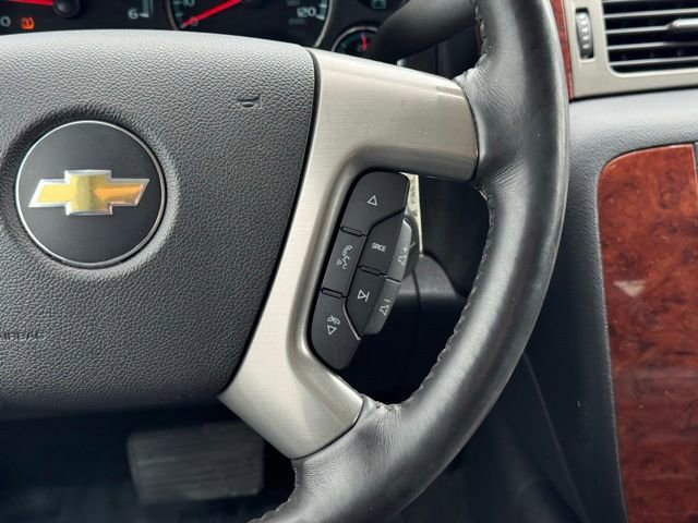 Used 2013 Chevrolet Avalanche LTZ AWD/4WD image 24