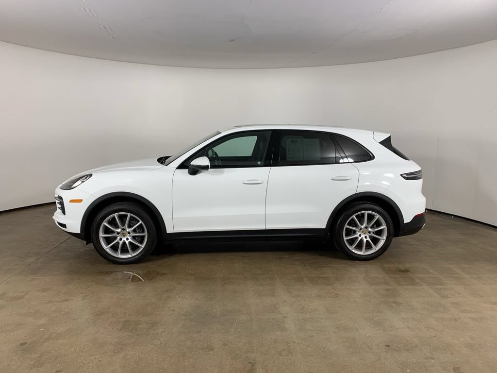 Used 2022 Porsche Cayenne AWD/4WD image 15