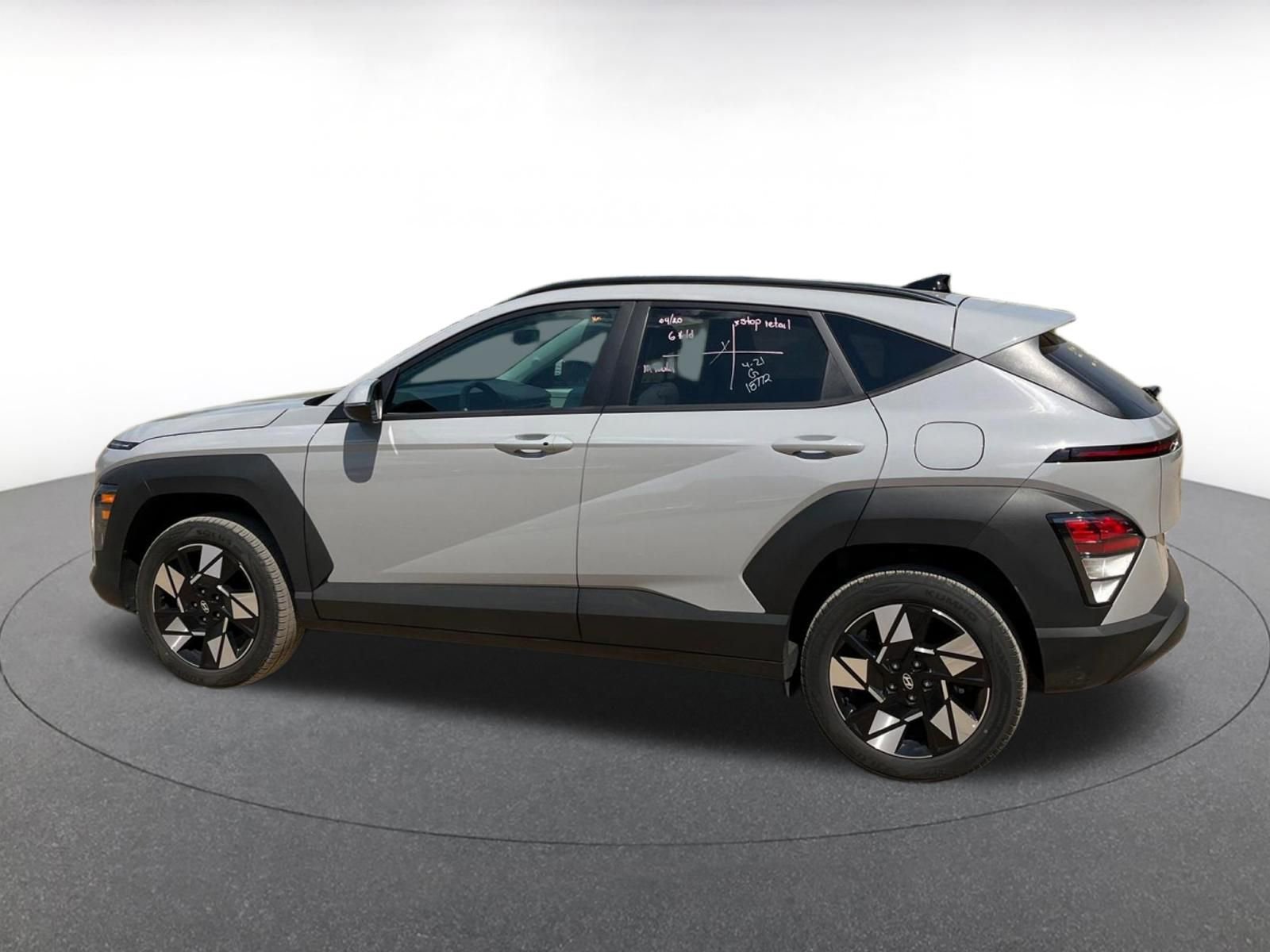 Used 2025 Hyundai Kona SEL AWD/4WD image 9