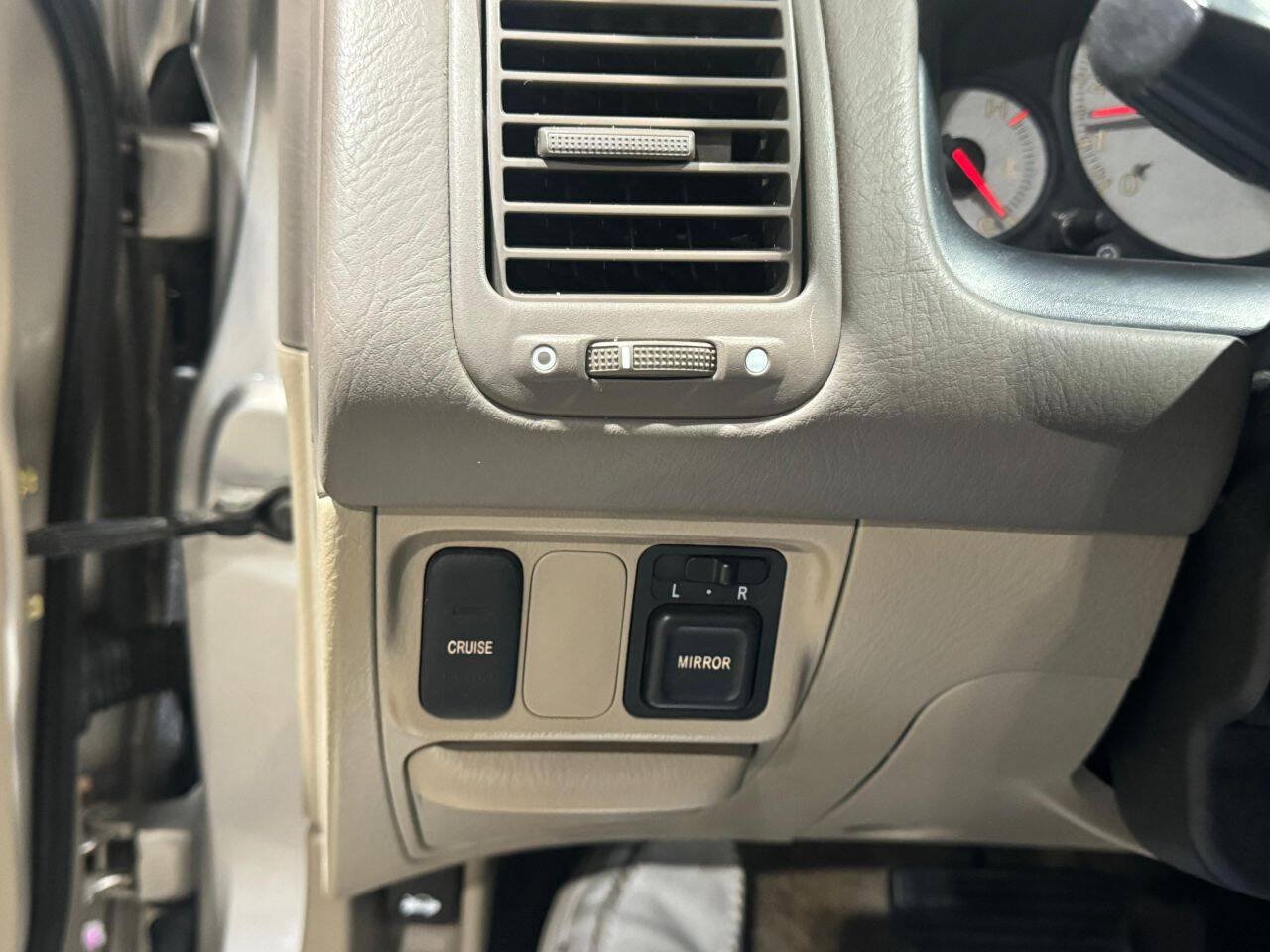 Used 2002 Honda Civic LX image 32