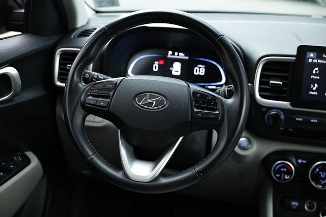 Used 2024 Hyundai Venue SEL image 29
