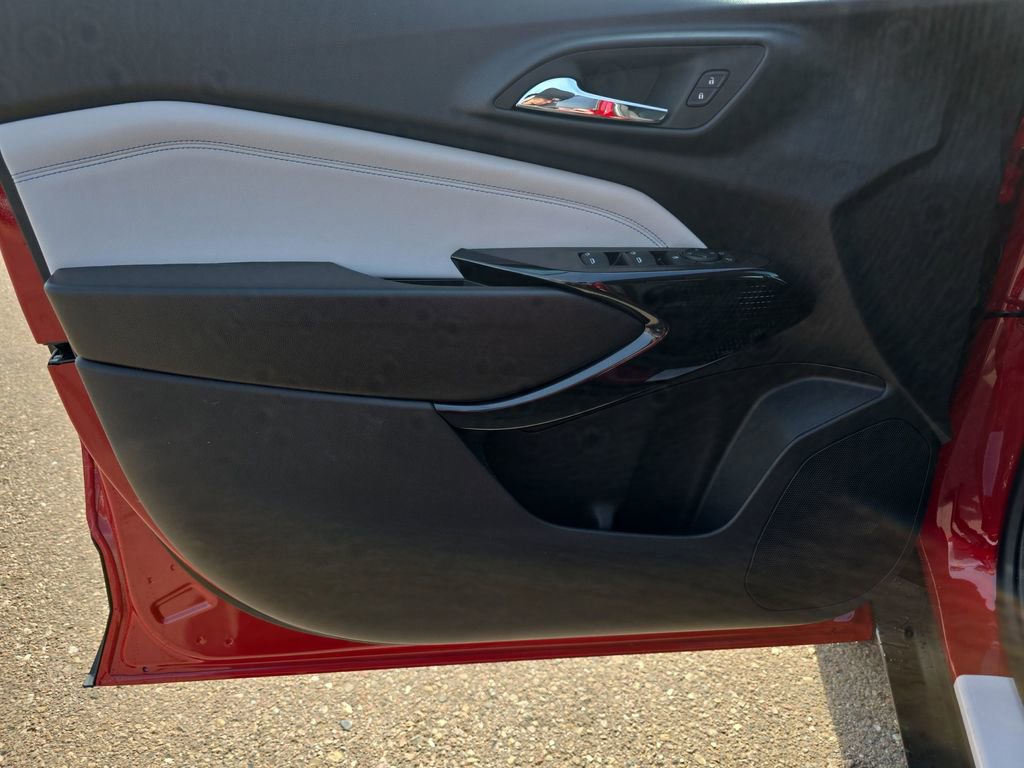 New 2026 Chevrolet Trax LT w/ Driver Confidence Package image 10