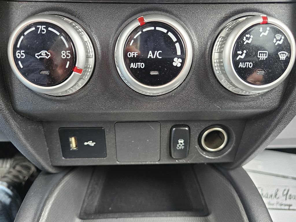 Used 2023 Mitsubishi Outlander Sport SE image 29