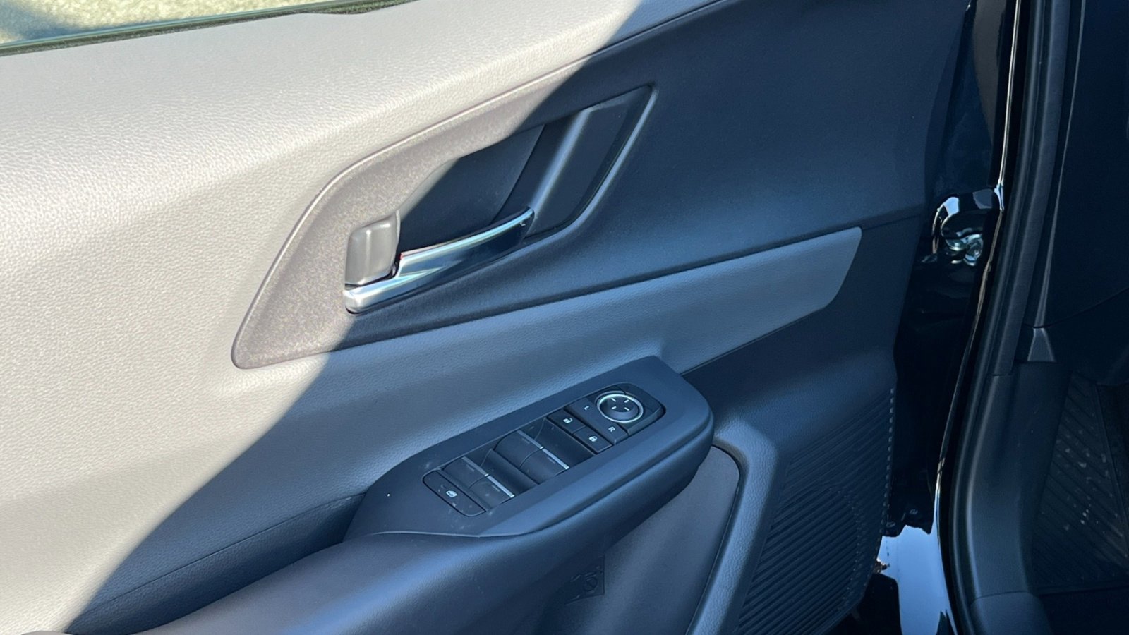 New 2026 Toyota Prius XLE image 12