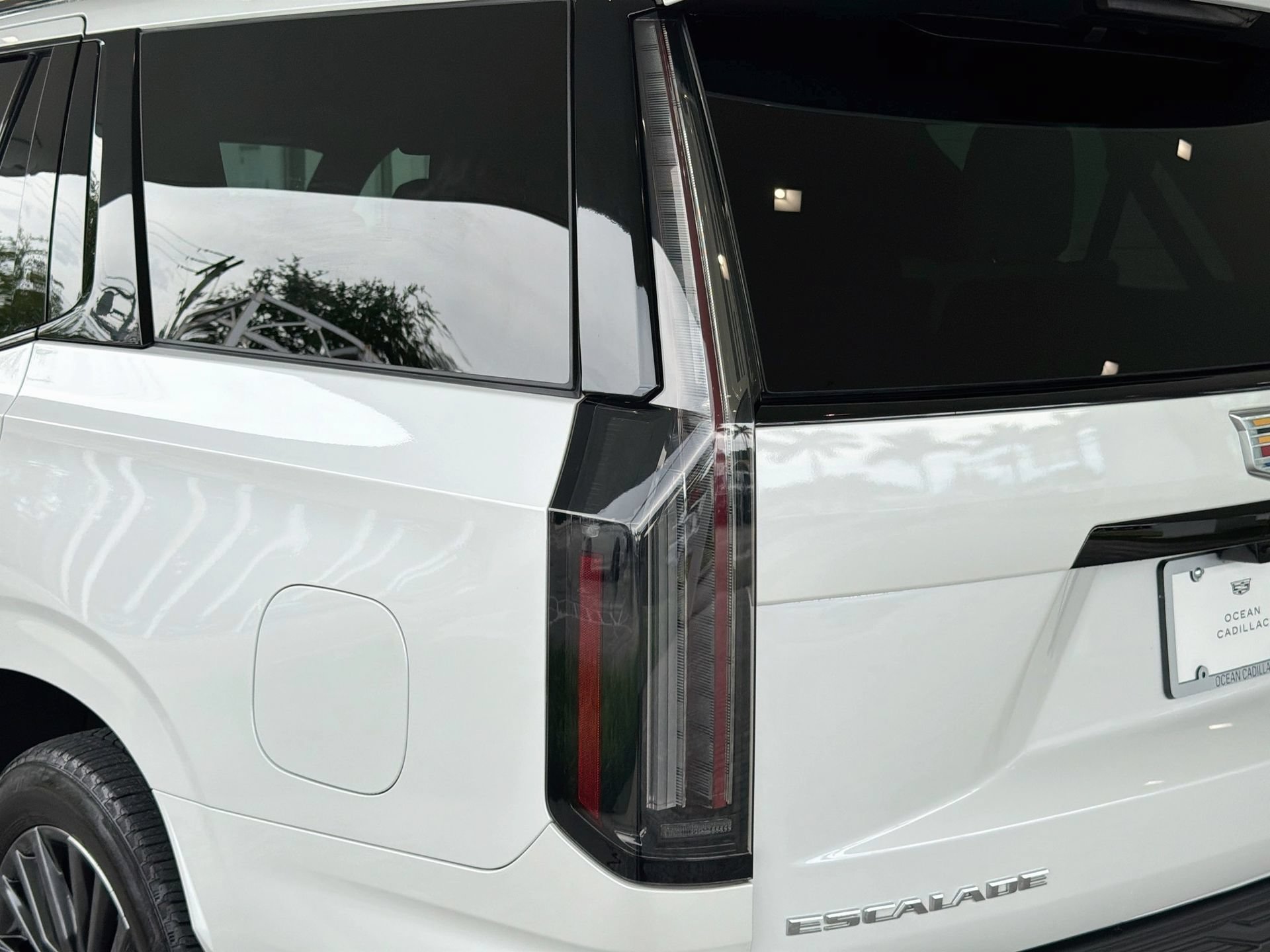 Certified 2025 Cadillac Escalade Sport Platinum AWD/4WD image 12