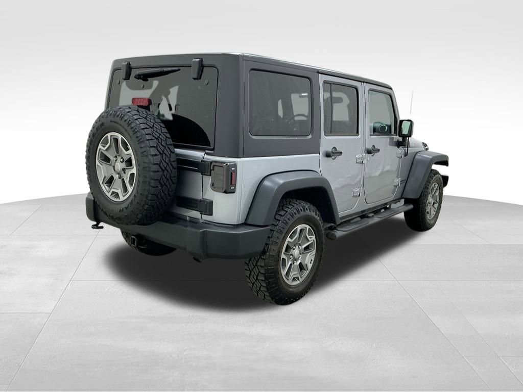 Used 2016 Jeep Wrangler Unlimited Rubicon w/ Connectivity Group image 4