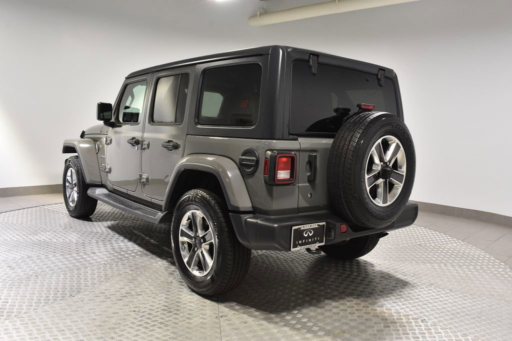 Used 2018 Jeep Wrangler Unlimited Sahara w/ Cold Weather Group image 5