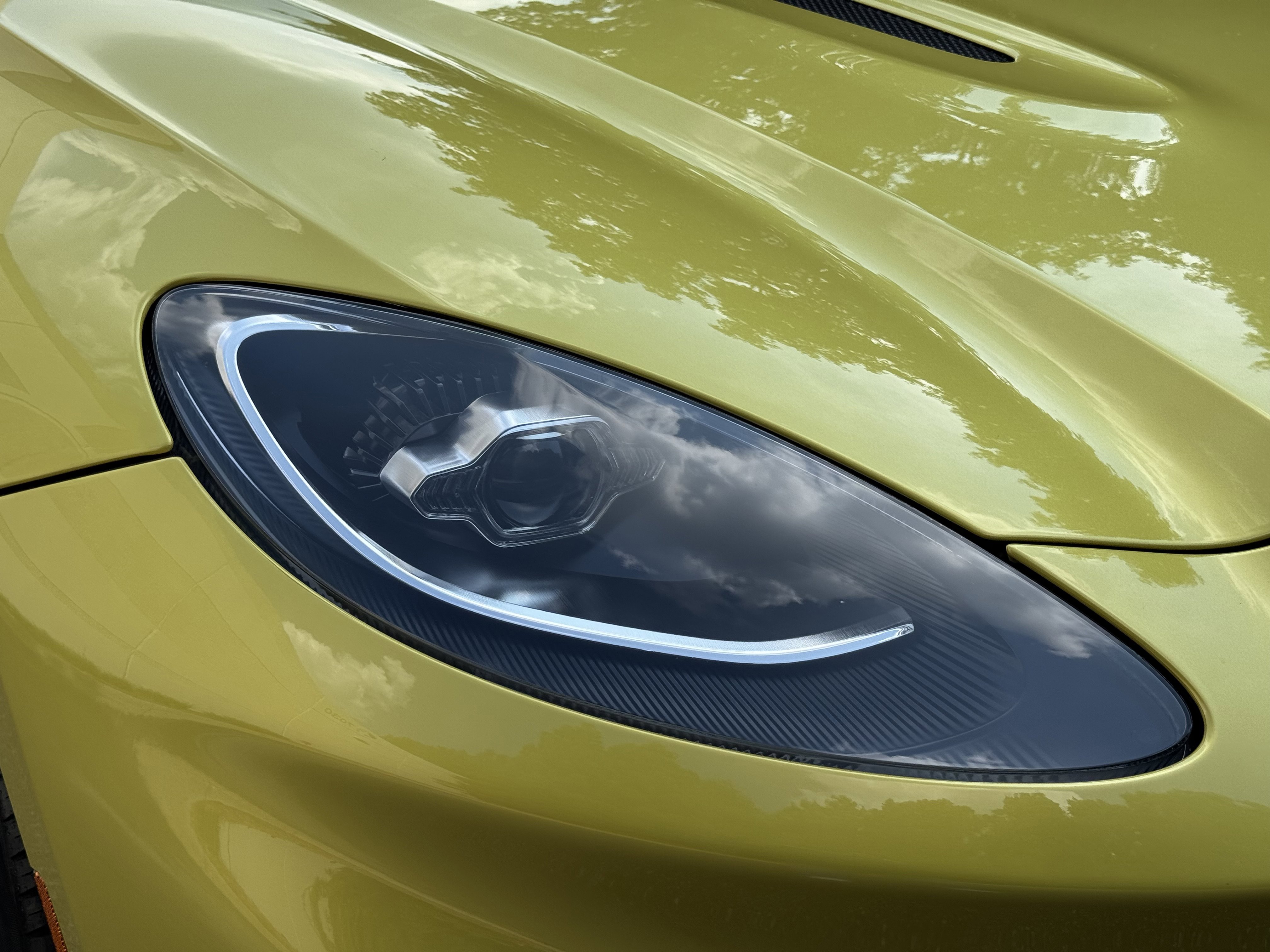 Used 2021 Aston Martin DBX image 37