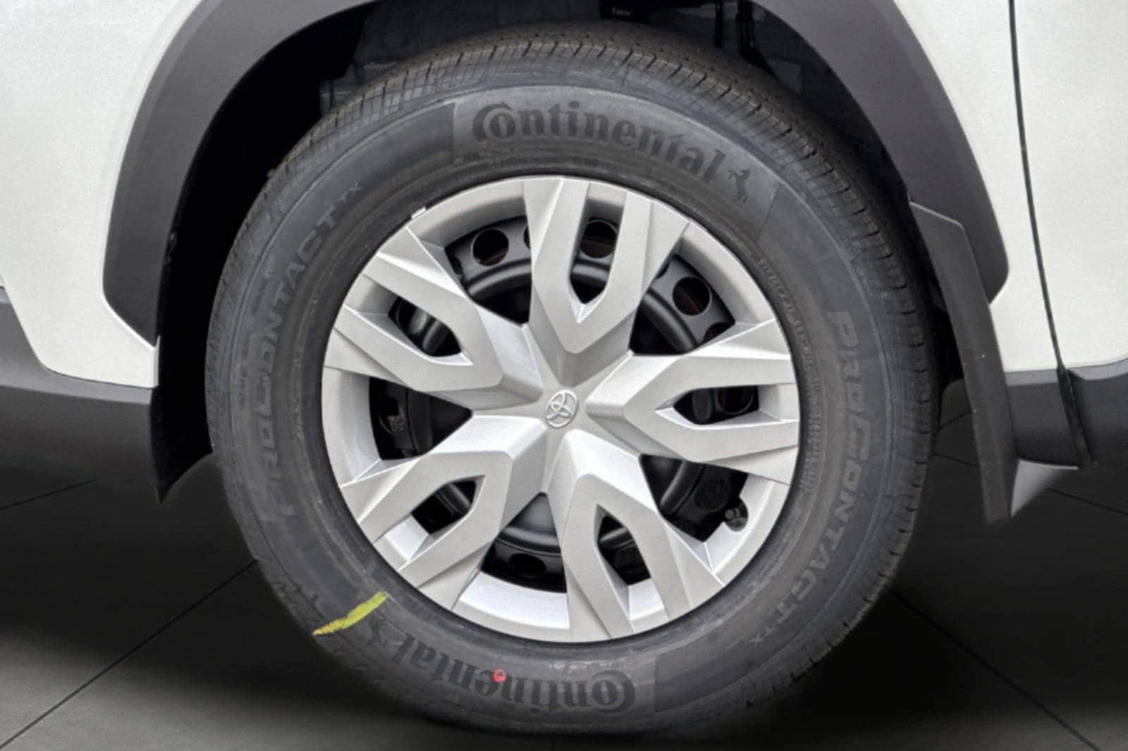 New 2026 Toyota Corolla Cross L FWD image 31
