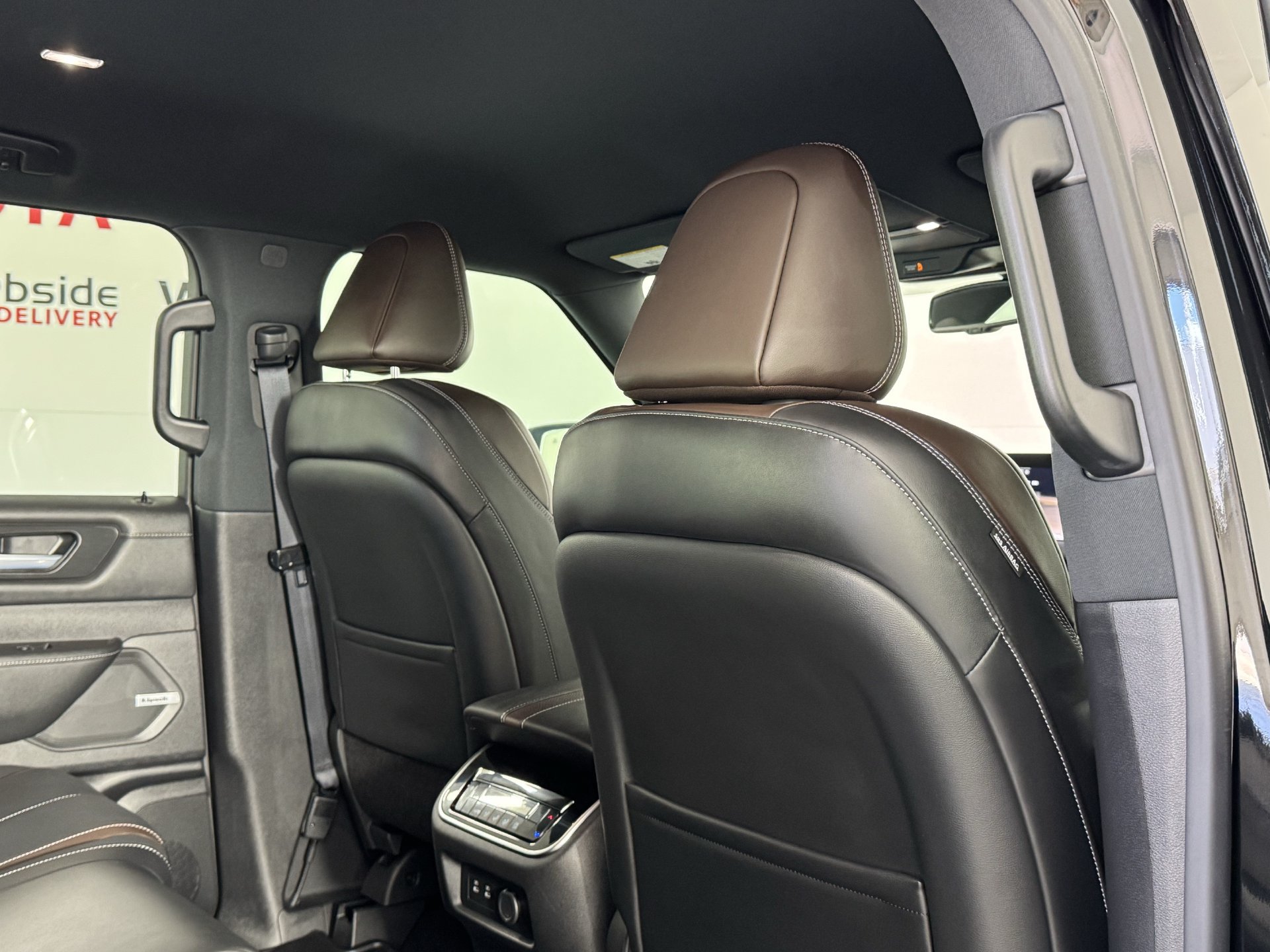 Used 2026 Nissan Armada SL AWD/4WD image 19