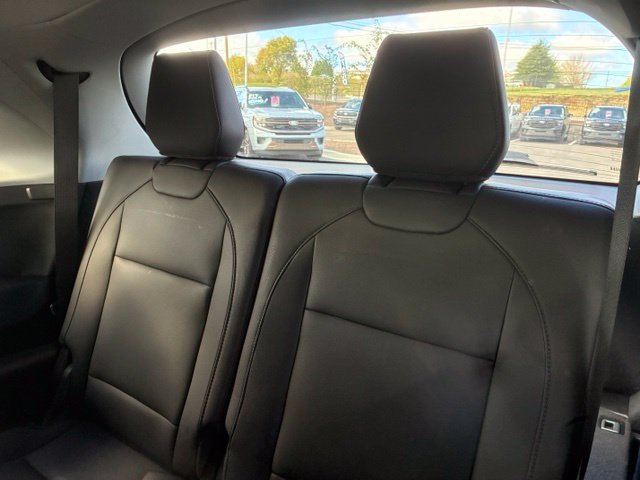 Used 2016 Acura MDX w/ Technology Package AWD/4WD image 28