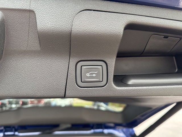 Used 2023 GMC Acadia AT4 w/ Trailering Package image 9