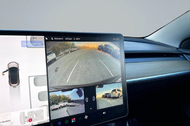 Used 2022 Tesla Model 3 Performance AWD/4WD image 22