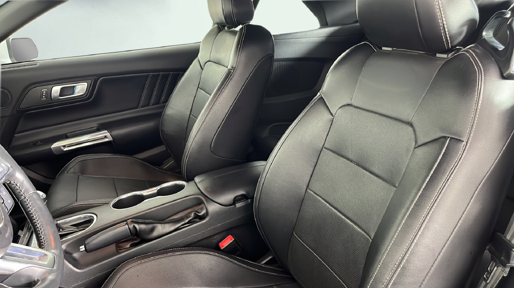 Used 2018 Ford Mustang Premium RWD image 34