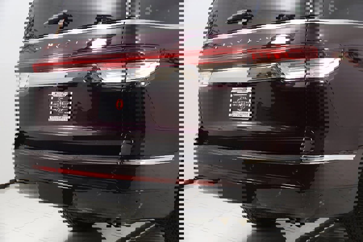 Used 2024 Lincoln Navigator L Reserve image 50