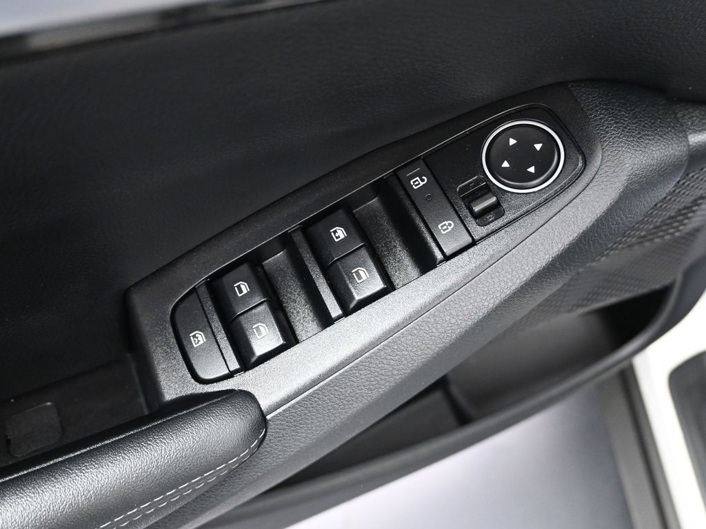 Certified 2024 Kia Seltos X-Line image 11