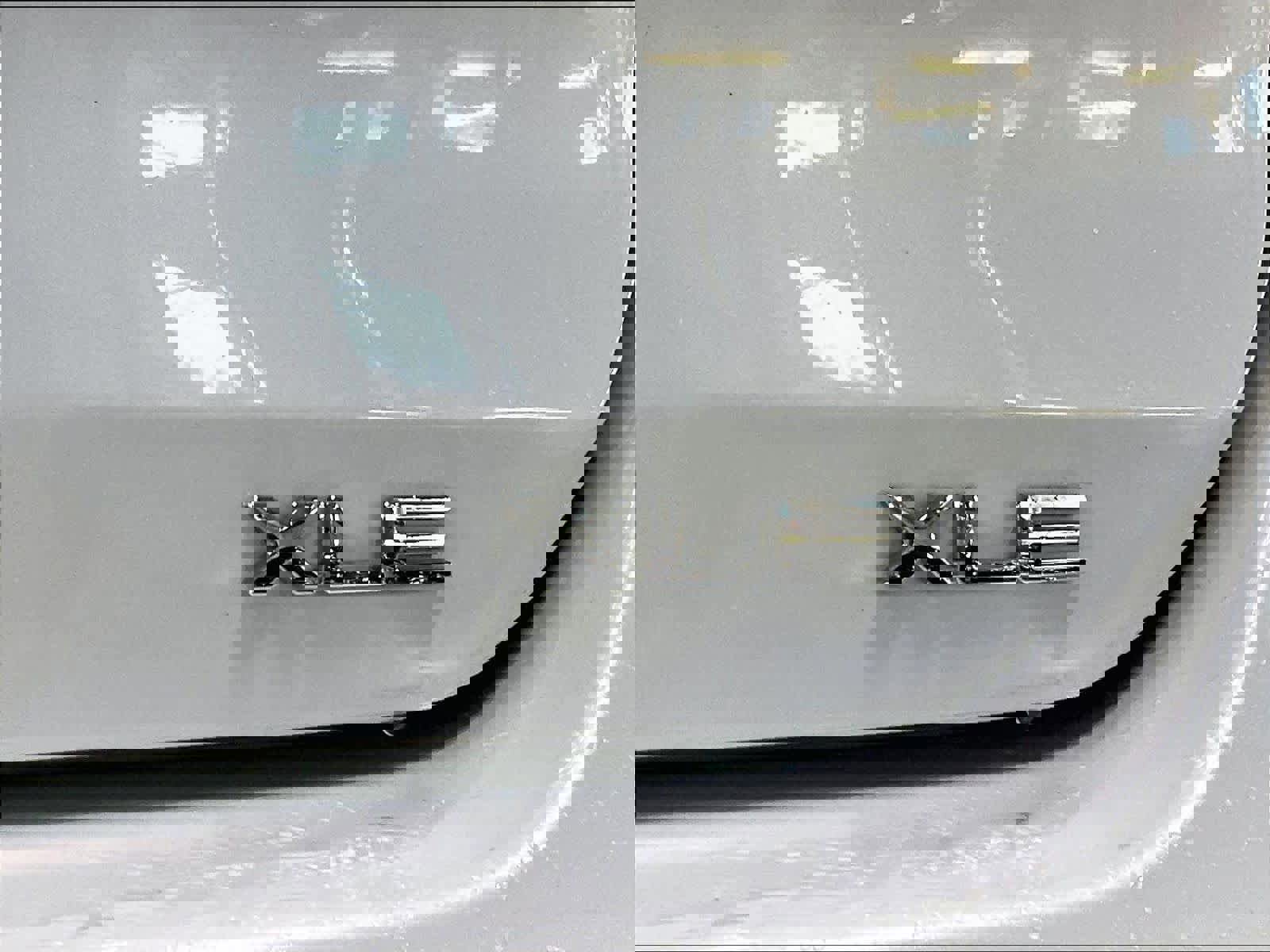 Used 2023 Toyota Highlander XLE image 30