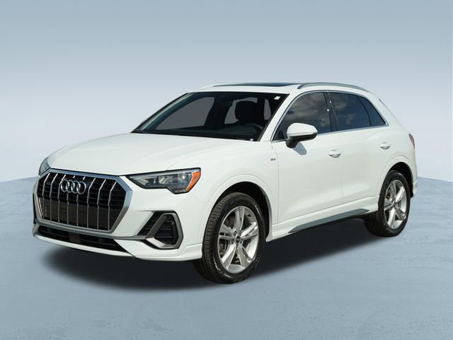 Used 2021 Audi Q3 2.0T Premium w/ Convenience Package image 3