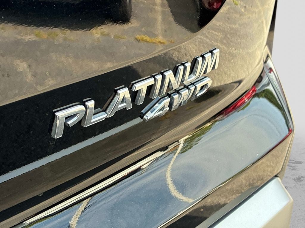 Certified 2025 Nissan Pathfinder Platinum w/ Cargo Package AWD/4WD image 12
