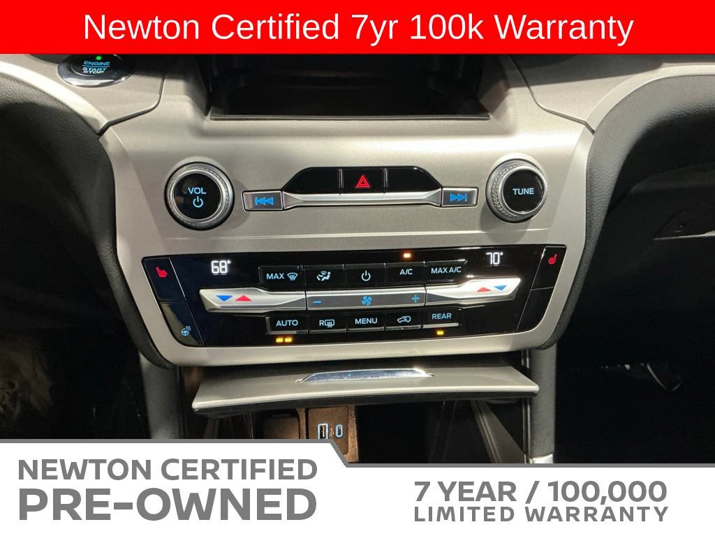 Used 2021 Ford Explorer XLT w/ Equipment Group 202A AWD/4WD image 29