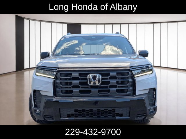 New 2026 Honda Pilot Sport image 2