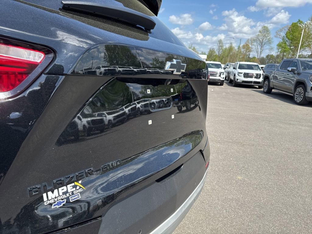 Used 2022 Chevrolet Blazer LT image 31
