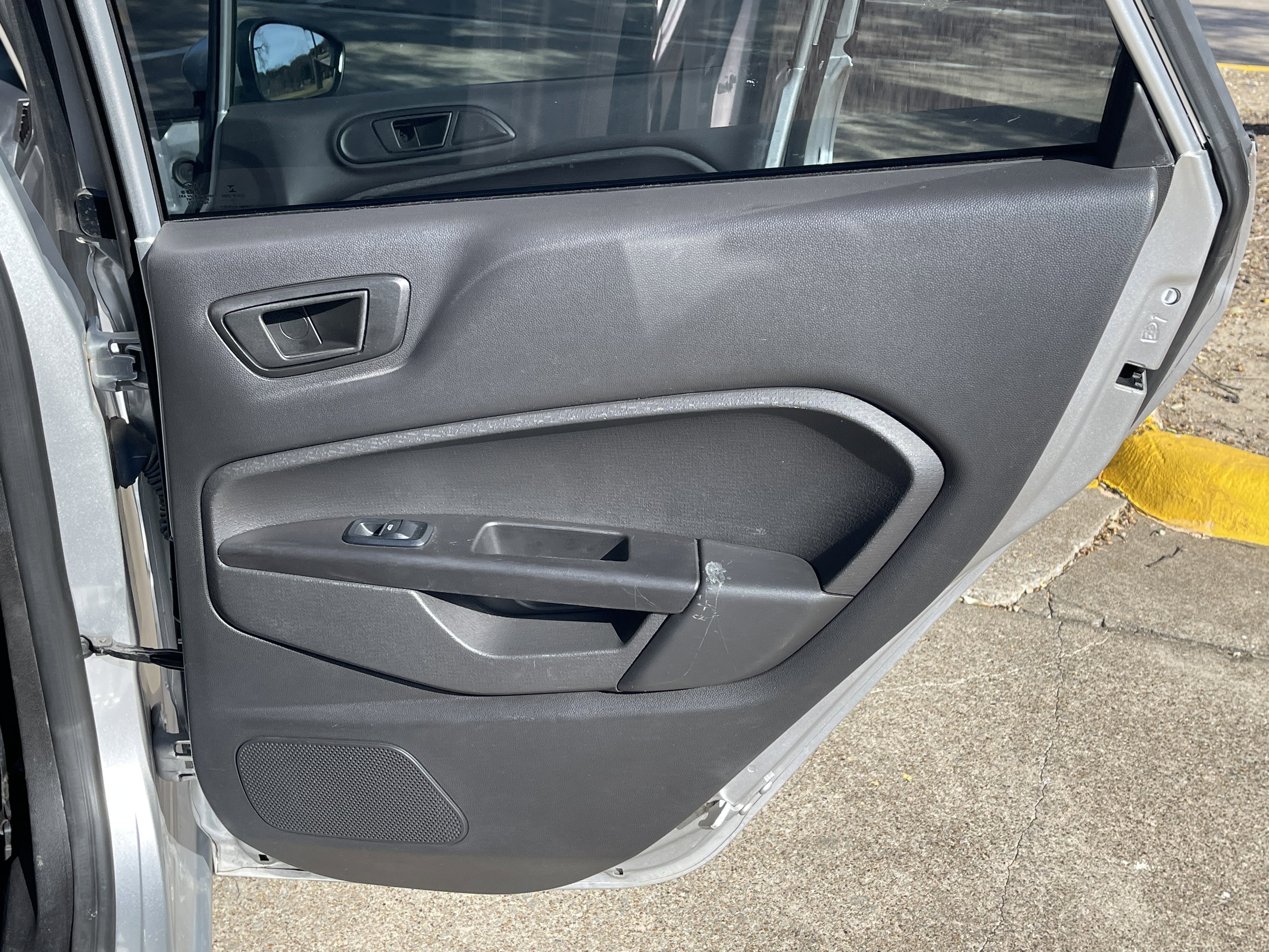 Used 2019 Ford Fiesta SE image 15