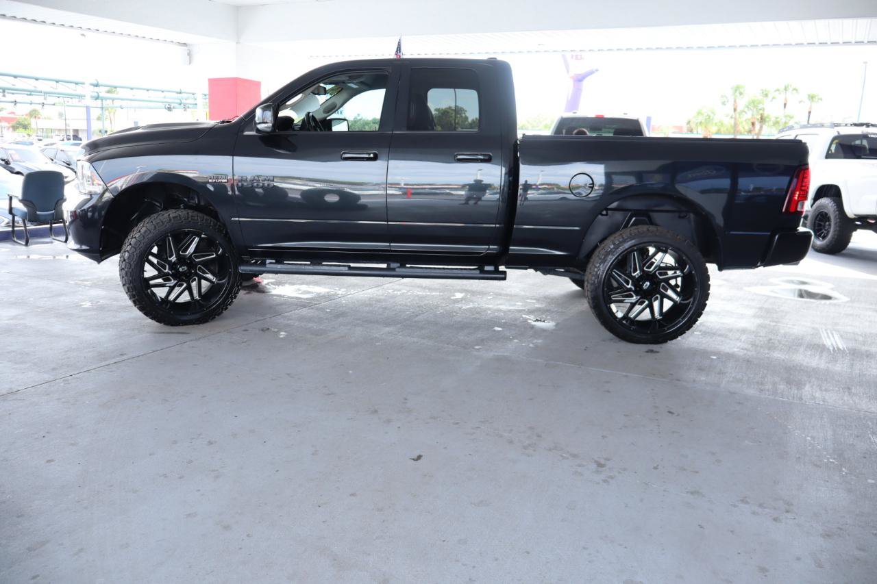 Used 2016 RAM 1500 Sport w/ Black Ram 1500 Sport Group AWD/4WD image 11