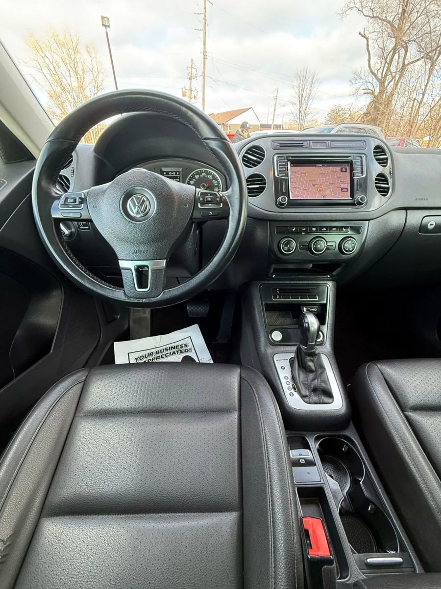 Used 2016 Volkswagen Tiguan SE image 26