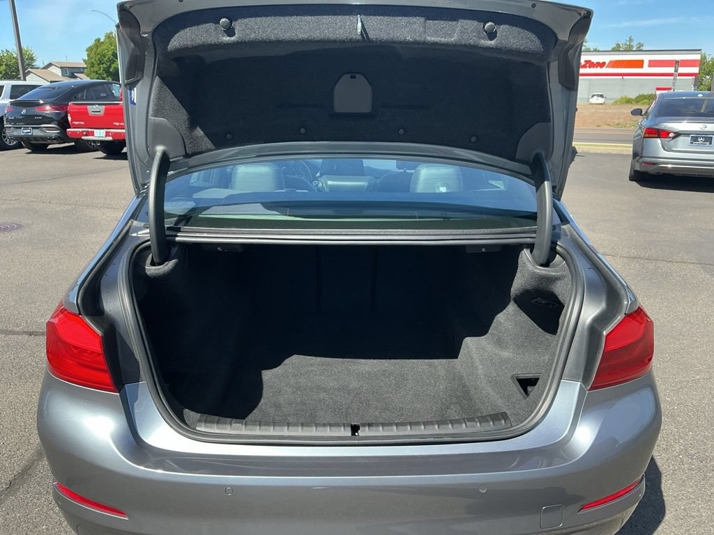 Used 2018 BMW 530i RWD image 26