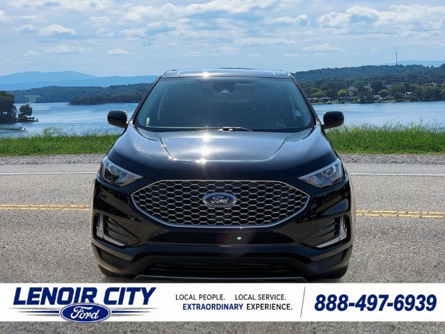 Certified 2024 Ford Edge SEL w/ Convenience Package AWD/4WD image 8