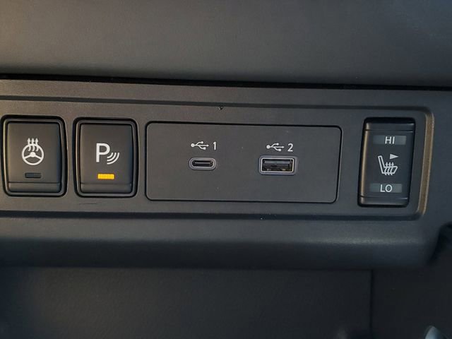 Used 2023 Nissan Frontier SV w/ SV Convenience Package image 31