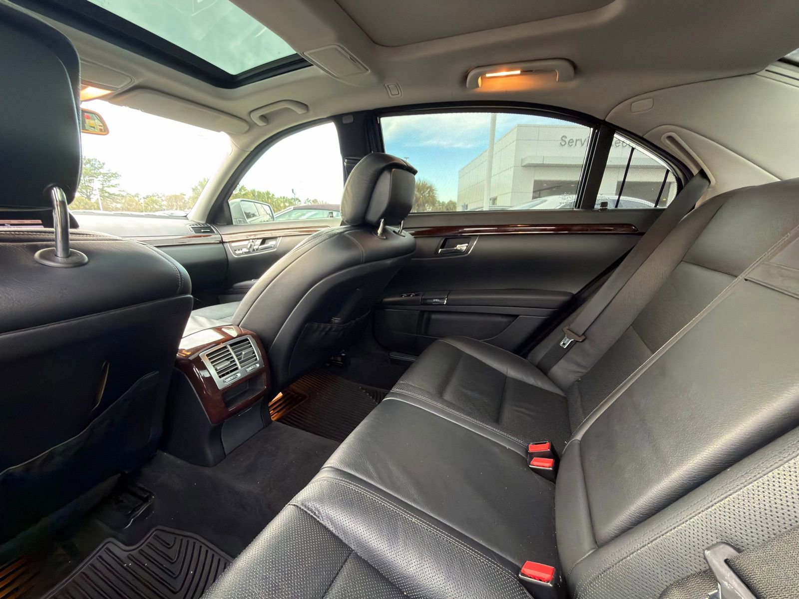 Used 2013 Mercedes-Benz S 550 image 15