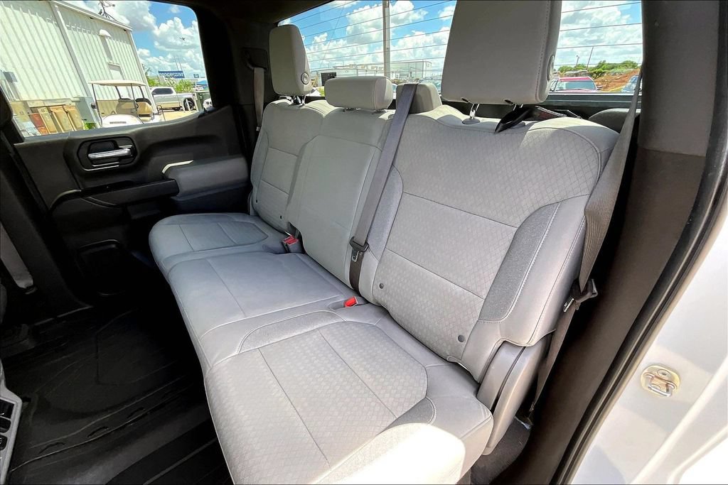 Used 2019 Chevrolet Silverado 1500 LT w/ Texas Edition AWD/4WD image 31