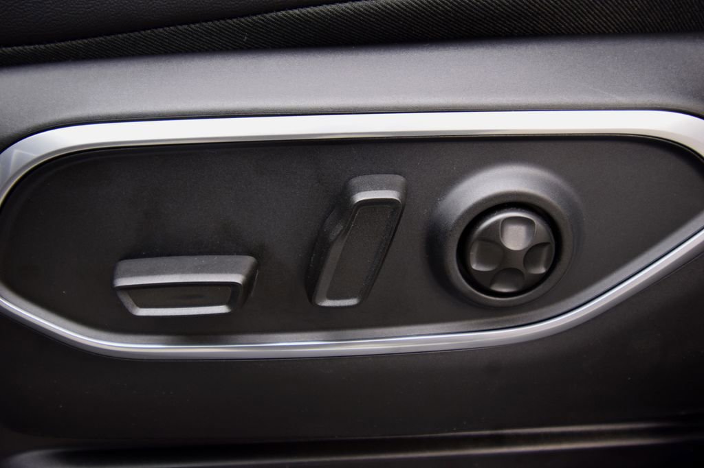 New 2026 Jeep Grand Wagoneer 4WD image 36