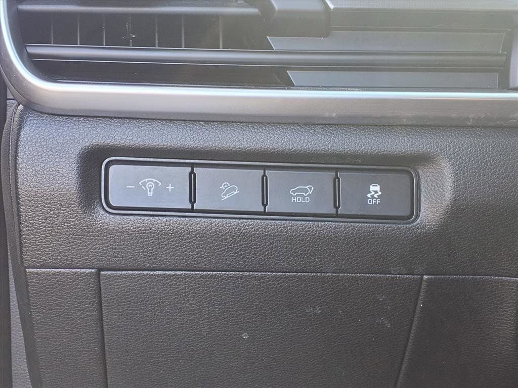 Used 2025 Kia Telluride S AWD/4WD image 20