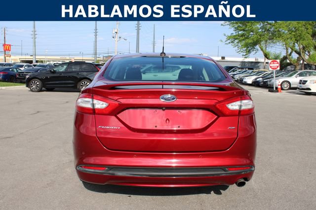 Used 2015 Ford Fusion SE FWD image 4