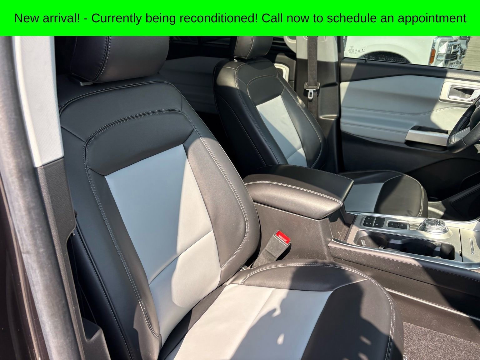 Used 2023 Ford Explorer XLT w/ Equipment Group 202A image 8