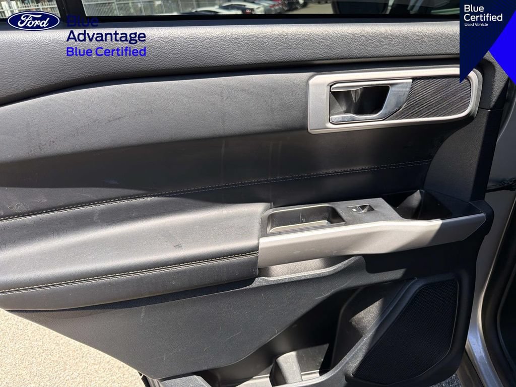 Certified 2023 Ford Explorer XLT RWD image 12
